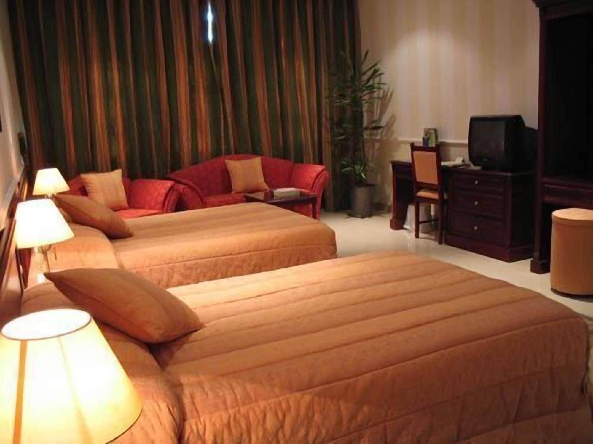 Al Bustan Hotel โดฮา ภายนอก รูปภาพ