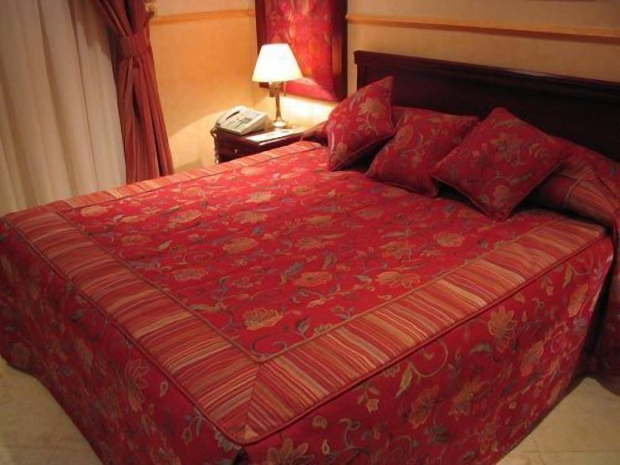 Al Bustan Hotel โดฮา ภายนอก รูปภาพ