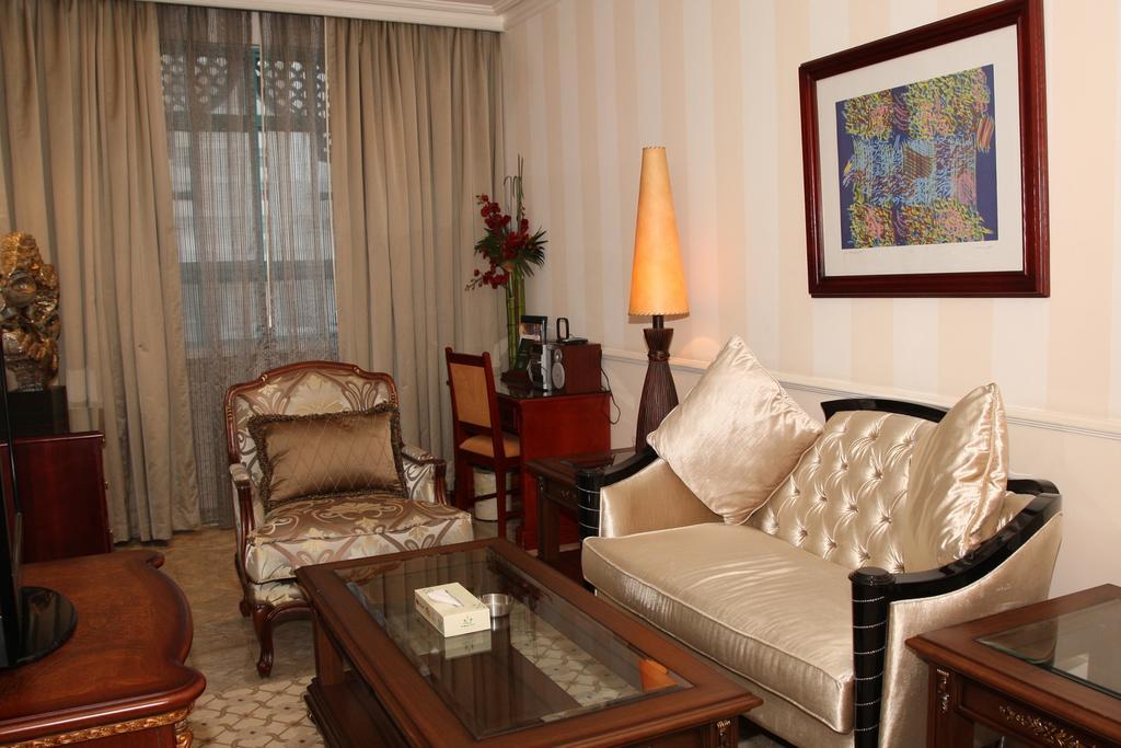 Al Bustan Hotel โดฮา ภายนอก รูปภาพ
